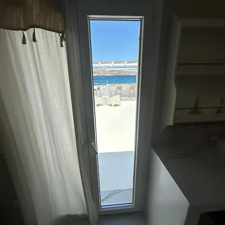 Pelekouda Coastal * Pollonia